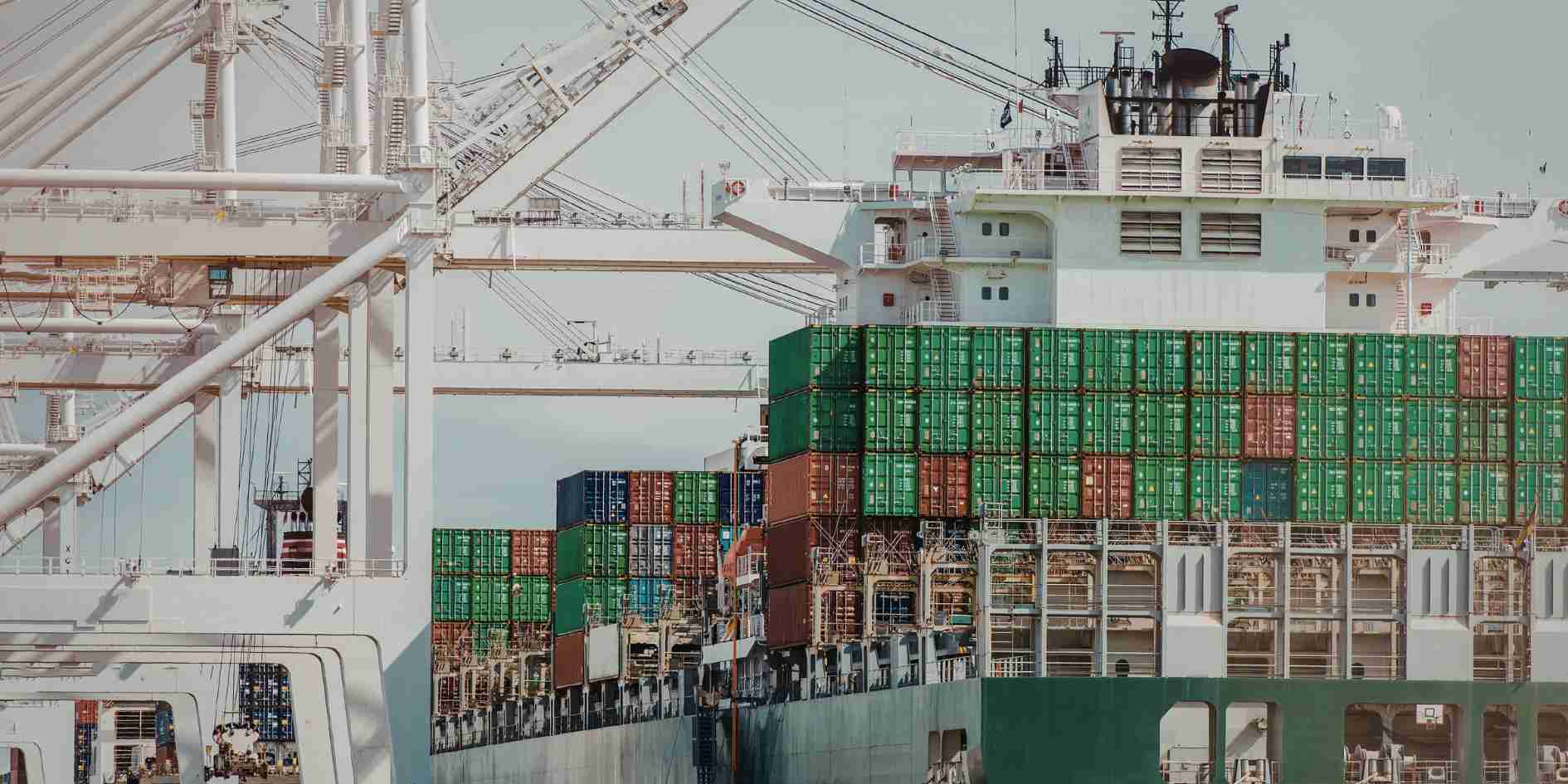 How to import steel from UAE